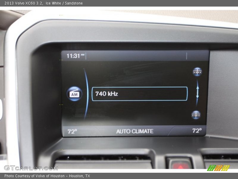 Ice White / Sandstone 2013 Volvo XC60 3.2