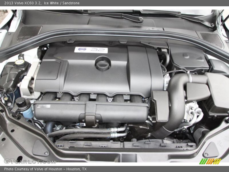 Ice White / Sandstone 2013 Volvo XC60 3.2