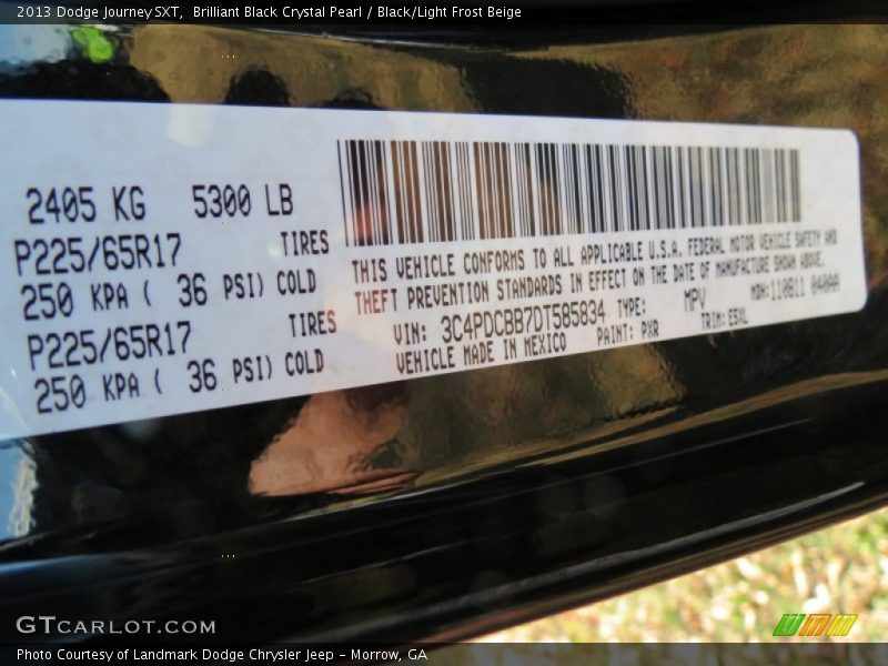 Brilliant Black Crystal Pearl / Black/Light Frost Beige 2013 Dodge Journey SXT