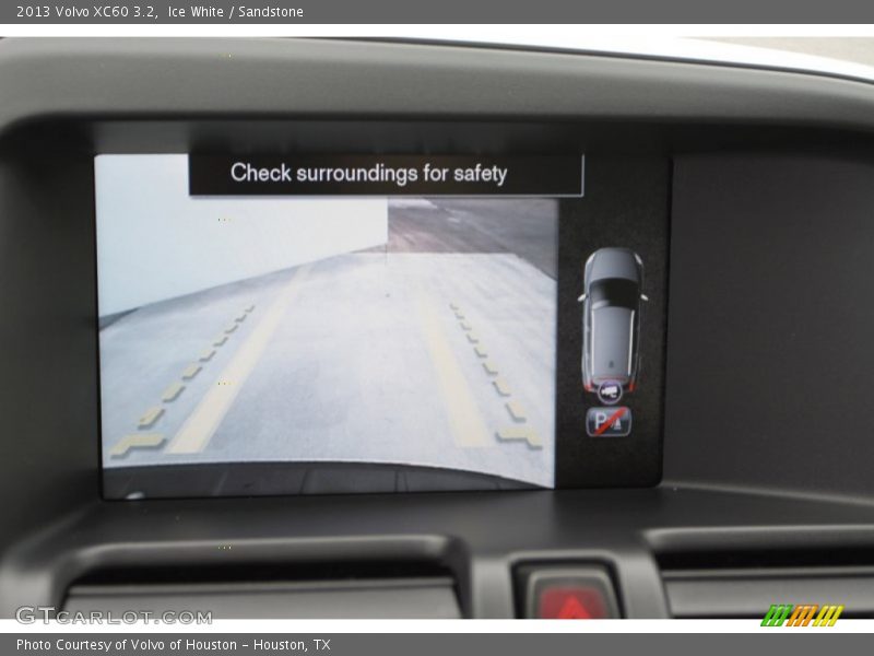Ice White / Sandstone 2013 Volvo XC60 3.2