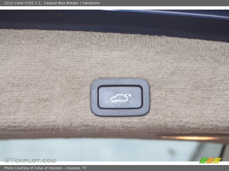 Caspian Blue Metallic / Sandstone 2013 Volvo XC60 3.2