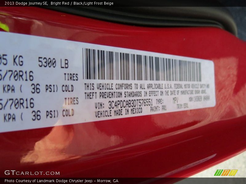 Bright Red / Black/Light Frost Beige 2013 Dodge Journey SE