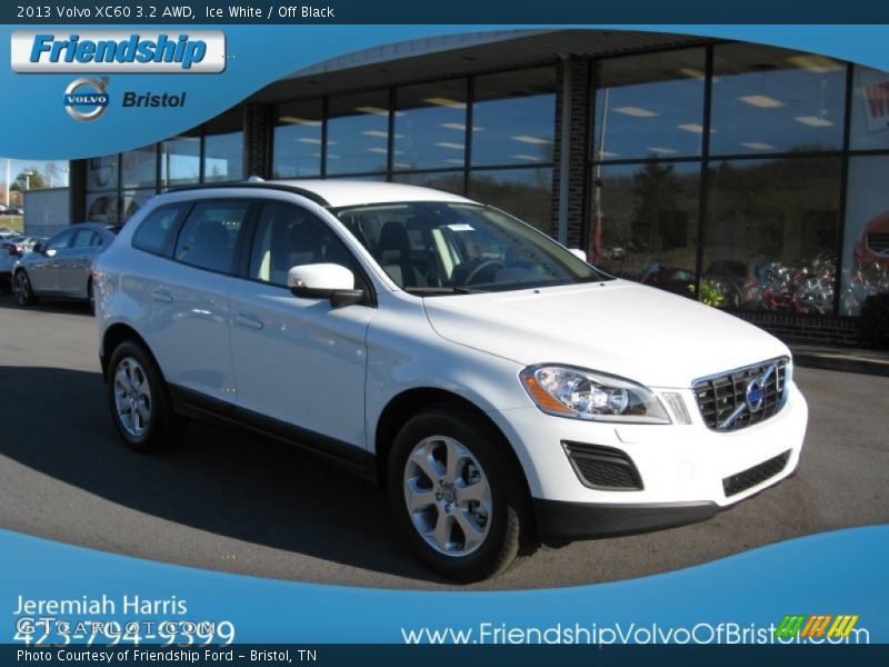 Ice White / Off Black 2013 Volvo XC60 3.2 AWD