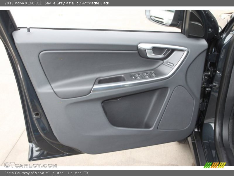 Saville Grey Metallic / Anthracite Black 2013 Volvo XC60 3.2