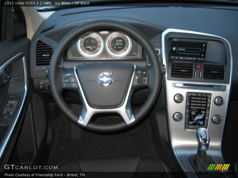 Dashboard of 2013 XC60 3.2 AWD