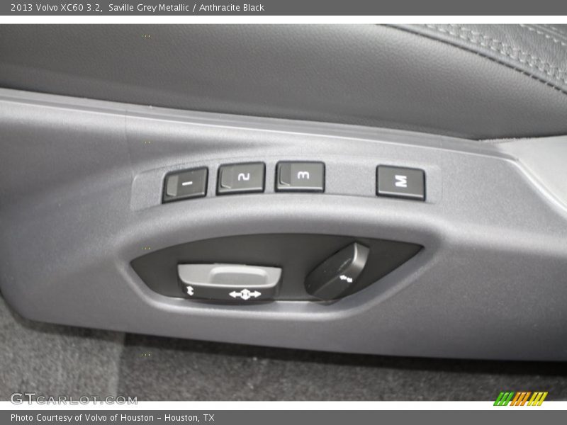 Saville Grey Metallic / Anthracite Black 2013 Volvo XC60 3.2