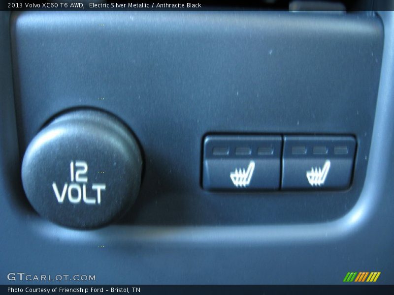 Electric Silver Metallic / Anthracite Black 2013 Volvo XC60 T6 AWD