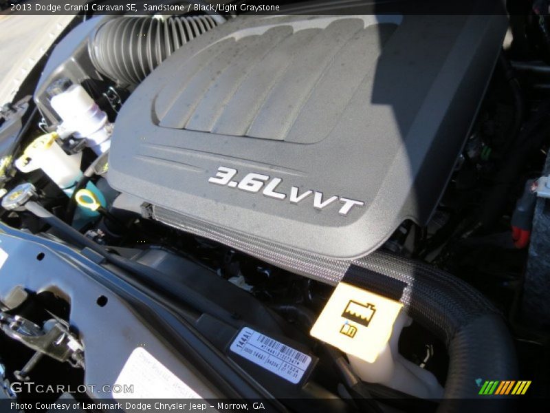 Sandstone / Black/Light Graystone 2013 Dodge Grand Caravan SE