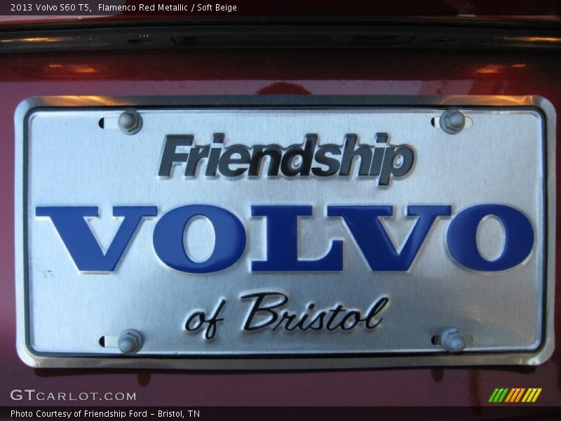 Flamenco Red Metallic / Soft Beige 2013 Volvo S60 T5
