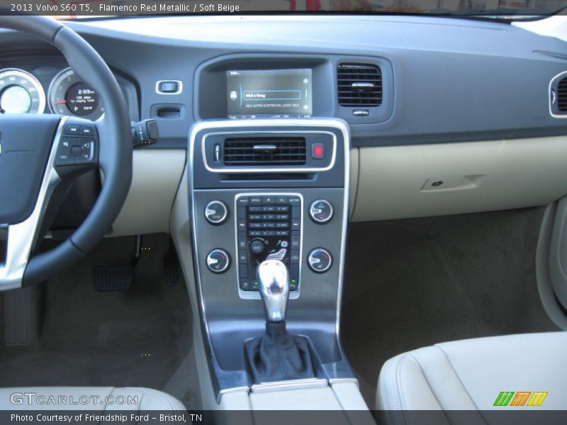 Flamenco Red Metallic / Soft Beige 2013 Volvo S60 T5