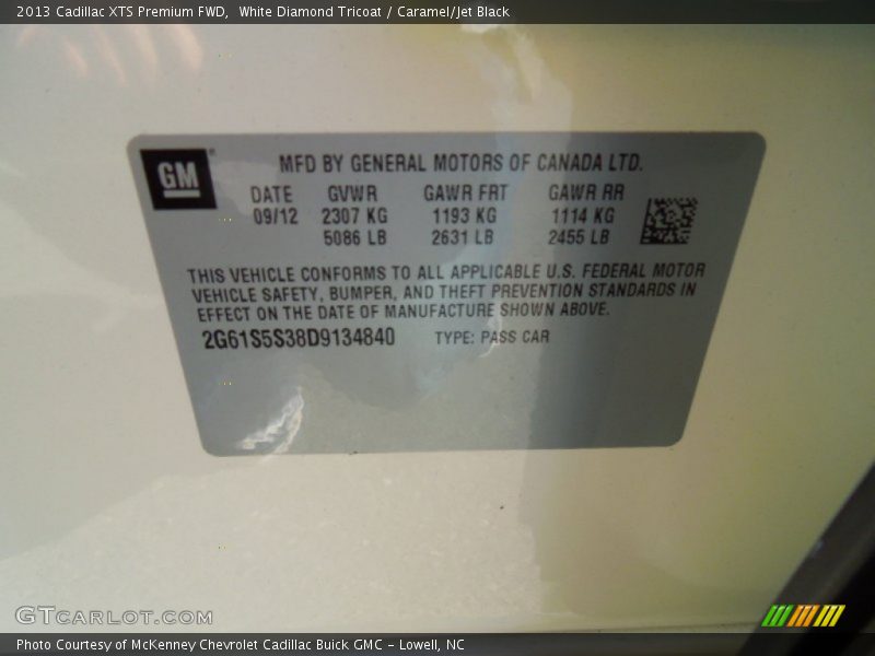 White Diamond Tricoat / Caramel/Jet Black 2013 Cadillac XTS Premium FWD