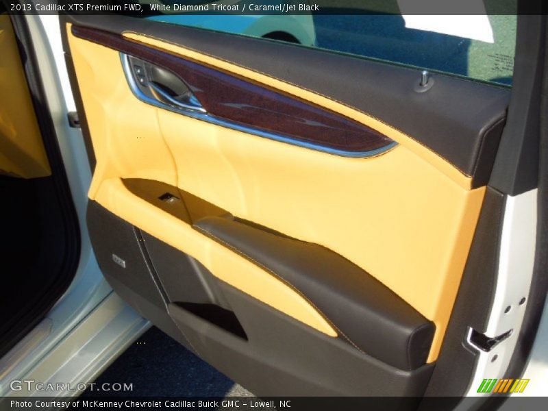 White Diamond Tricoat / Caramel/Jet Black 2013 Cadillac XTS Premium FWD