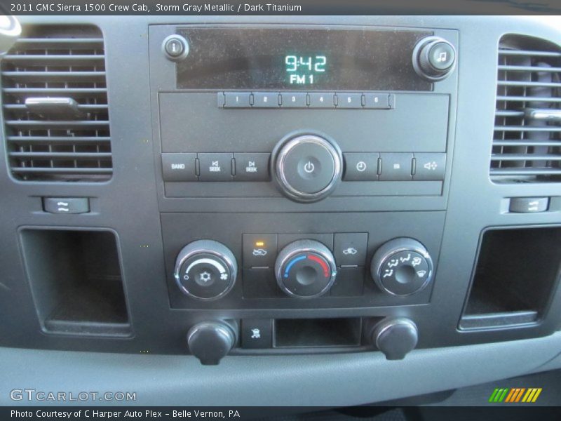 Controls of 2011 Sierra 1500 Crew Cab