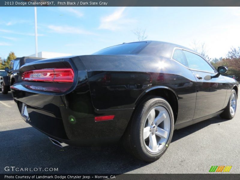 Pitch Black / Dark Slate Gray 2013 Dodge Challenger SXT