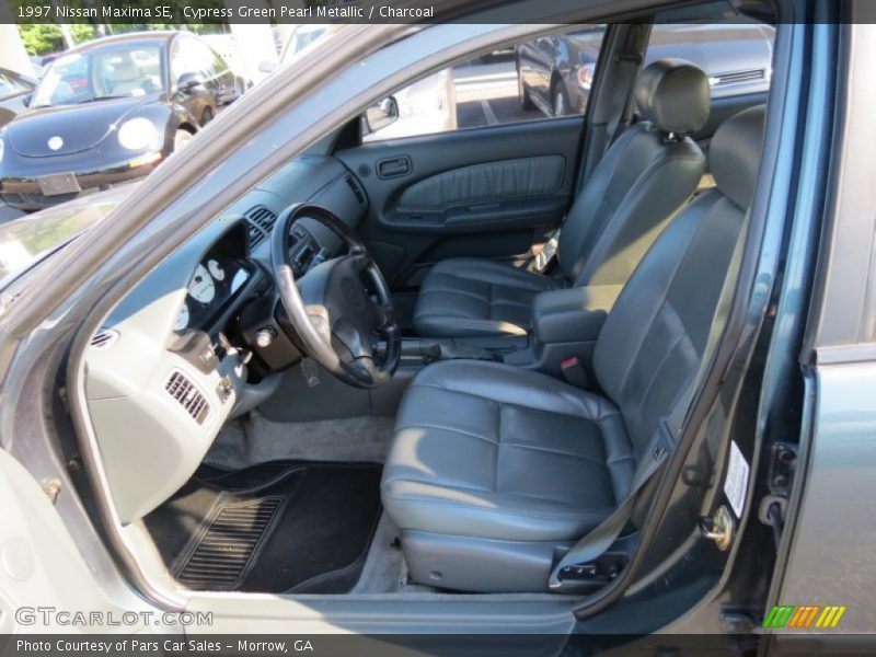 Cypress Green Pearl Metallic / Charcoal 1997 Nissan Maxima SE