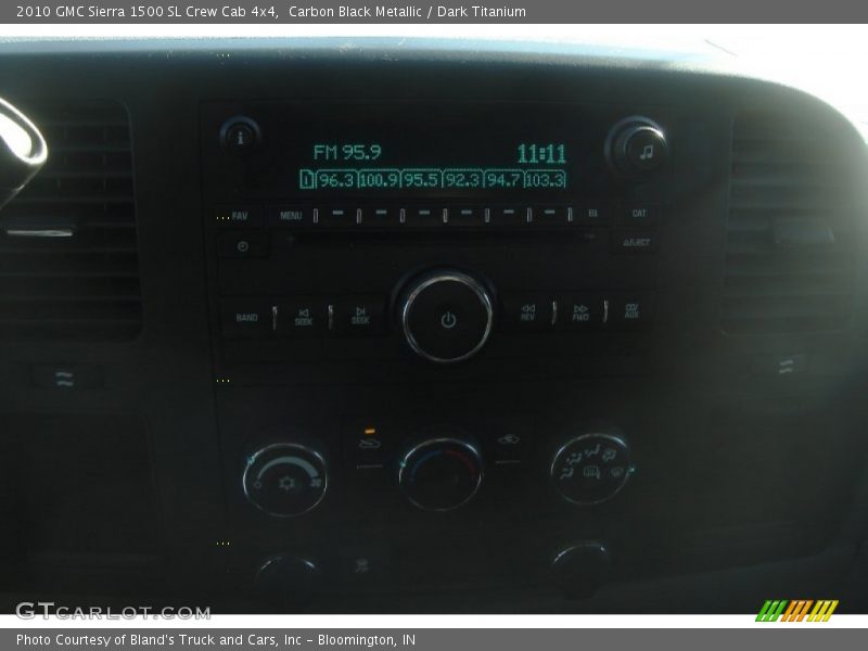 Carbon Black Metallic / Dark Titanium 2010 GMC Sierra 1500 SL Crew Cab 4x4