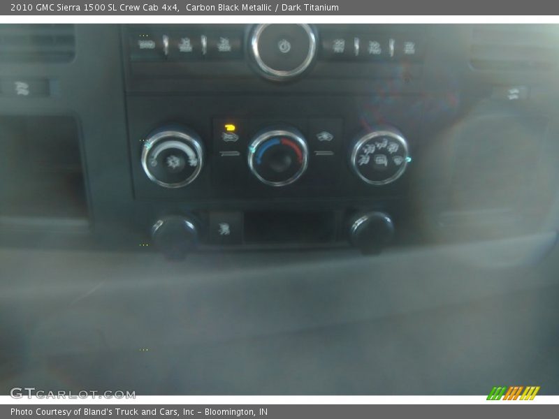 Carbon Black Metallic / Dark Titanium 2010 GMC Sierra 1500 SL Crew Cab 4x4