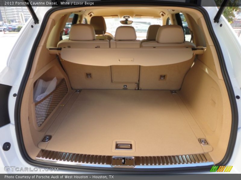  2013 Cayenne Diesel Trunk