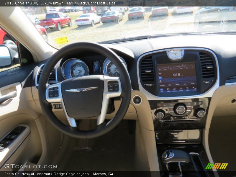 Luxury Brown Pearl / Black/Light Frost Beige 2013 Chrysler 300