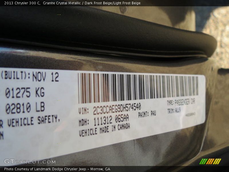 Granite Crystal Metallic / Dark Frost Beige/Light Frost Beige 2013 Chrysler 300 C