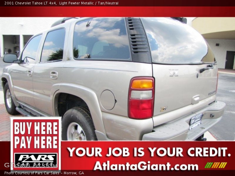 Light Pewter Metallic / Tan/Neutral 2001 Chevrolet Tahoe LT 4x4