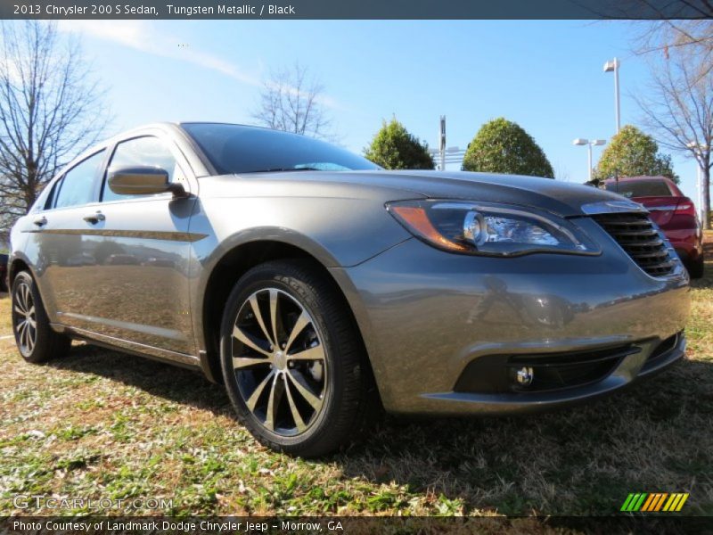 Tungsten Metallic / Black 2013 Chrysler 200 S Sedan