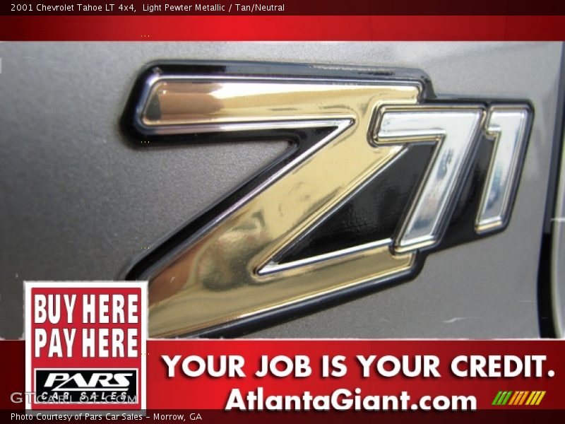 Light Pewter Metallic / Tan/Neutral 2001 Chevrolet Tahoe LT 4x4
