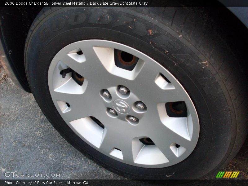 Silver Steel Metallic / Dark Slate Gray/Light Slate Gray 2006 Dodge Charger SE
