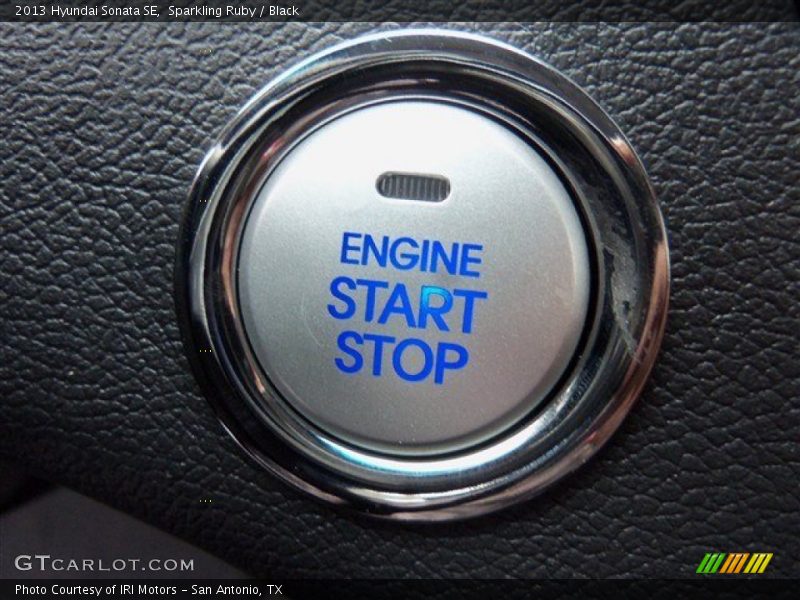 Sparkling Ruby / Black 2013 Hyundai Sonata SE