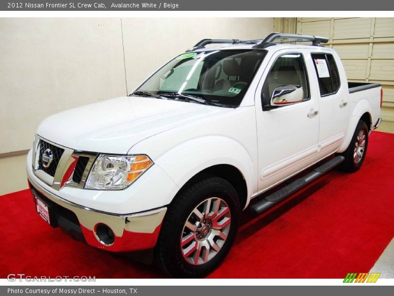 Avalanche White / Beige 2012 Nissan Frontier SL Crew Cab