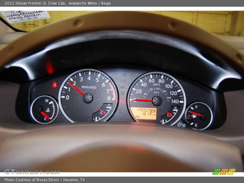 Avalanche White / Beige 2012 Nissan Frontier SL Crew Cab