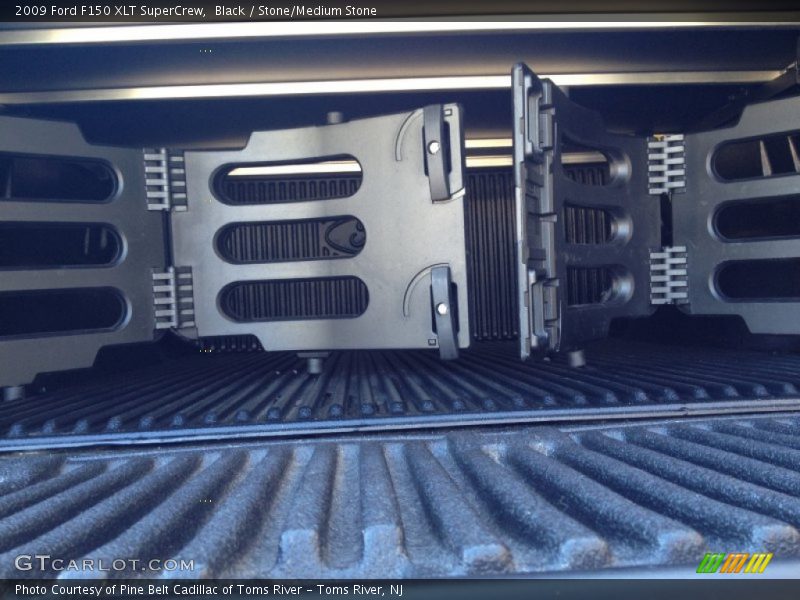 Black / Stone/Medium Stone 2009 Ford F150 XLT SuperCrew