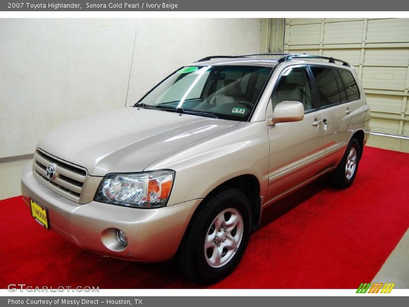 Sonora Gold Pearl / Ivory Beige 2007 Toyota Highlander