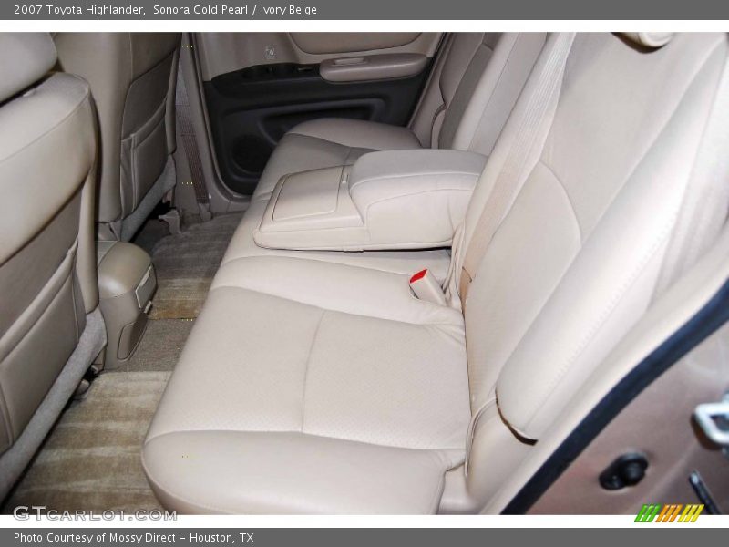 Sonora Gold Pearl / Ivory Beige 2007 Toyota Highlander