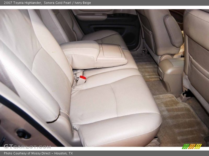 Sonora Gold Pearl / Ivory Beige 2007 Toyota Highlander