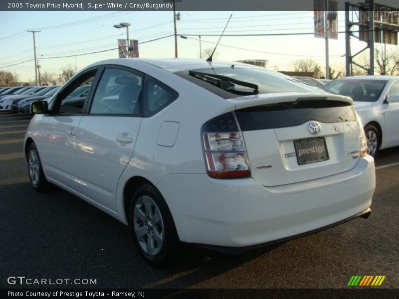 Super White / Gray/Burgundy 2005 Toyota Prius Hybrid