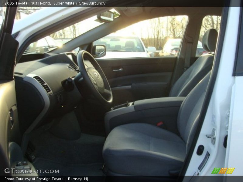 Super White / Gray/Burgundy 2005 Toyota Prius Hybrid