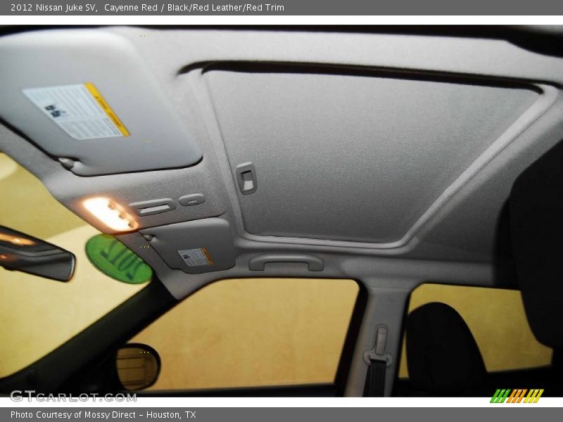 Cayenne Red / Black/Red Leather/Red Trim 2012 Nissan Juke SV