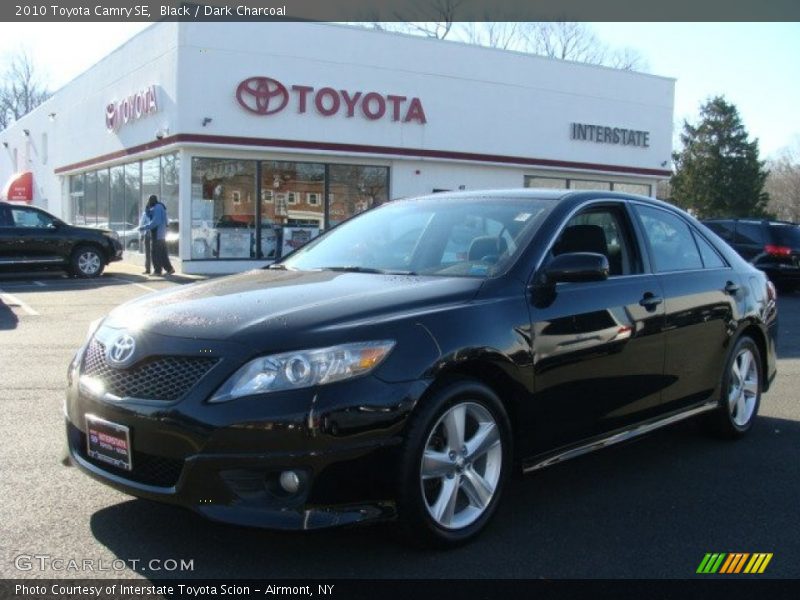 Black / Dark Charcoal 2010 Toyota Camry SE