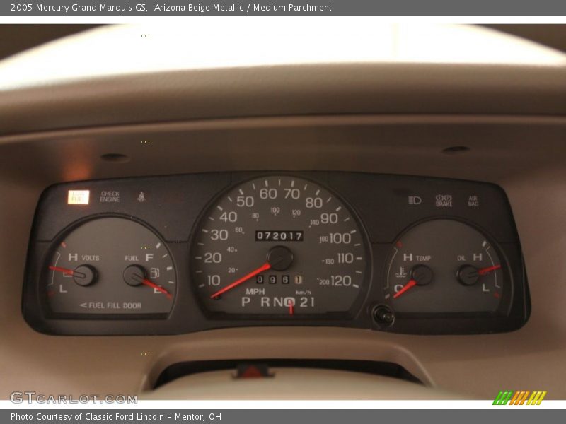 Arizona Beige Metallic / Medium Parchment 2005 Mercury Grand Marquis GS