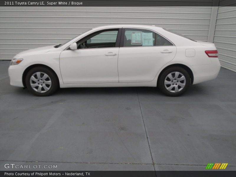 Super White / Bisque 2011 Toyota Camry LE