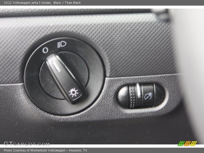 Black / Titan Black 2012 Volkswagen Jetta S Sedan