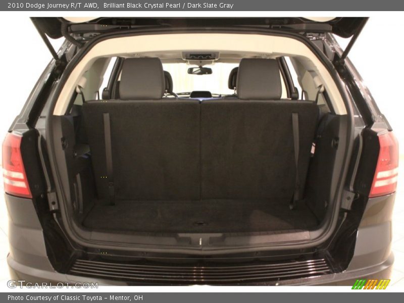  2010 Journey R/T AWD Trunk