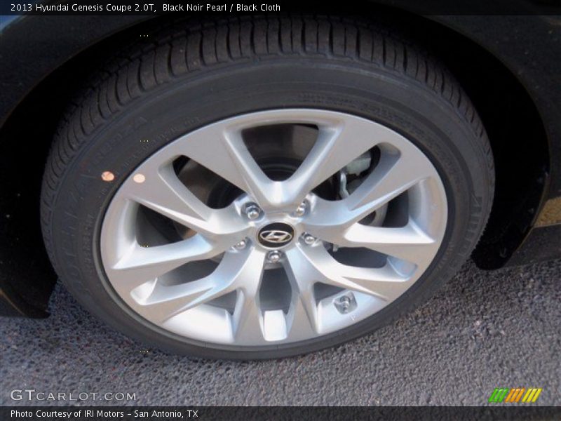 Black Noir Pearl / Black Cloth 2013 Hyundai Genesis Coupe 2.0T
