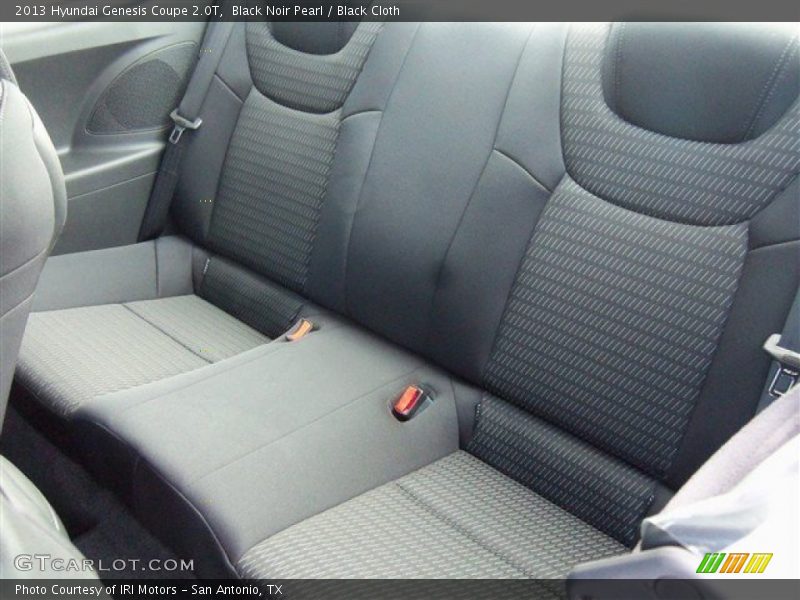 Black Noir Pearl / Black Cloth 2013 Hyundai Genesis Coupe 2.0T