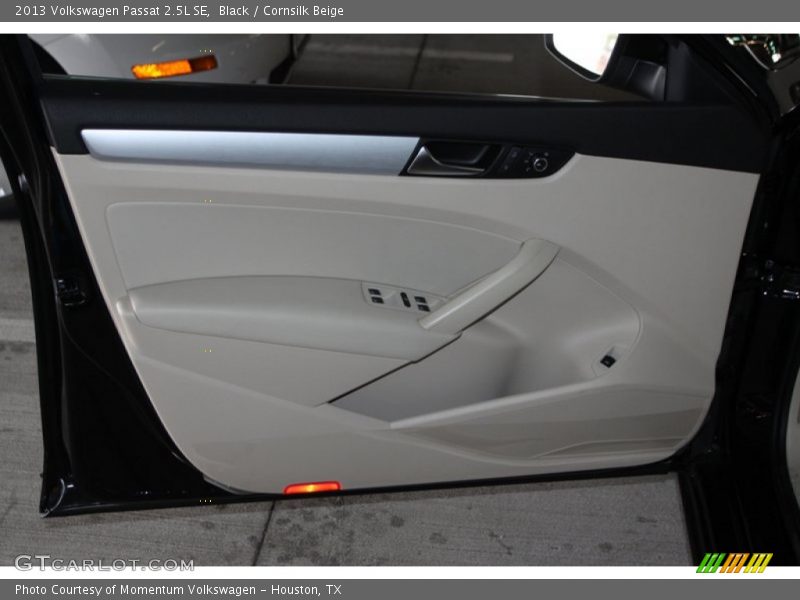 Black / Cornsilk Beige 2013 Volkswagen Passat 2.5L SE