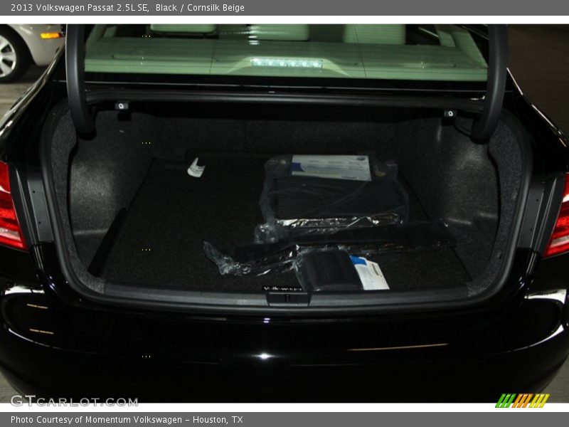 Black / Cornsilk Beige 2013 Volkswagen Passat 2.5L SE