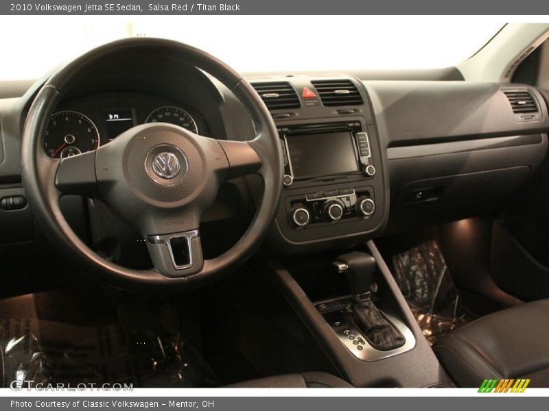 Salsa Red / Titan Black 2010 Volkswagen Jetta SE Sedan