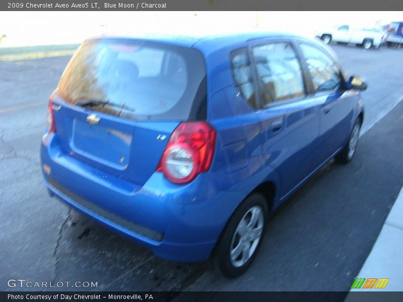 Blue Moon / Charcoal 2009 Chevrolet Aveo Aveo5 LT