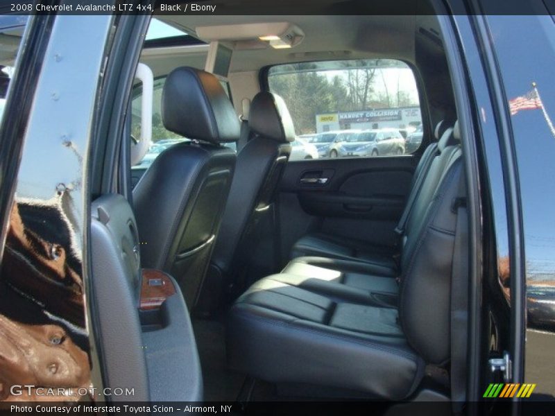 Black / Ebony 2008 Chevrolet Avalanche LTZ 4x4